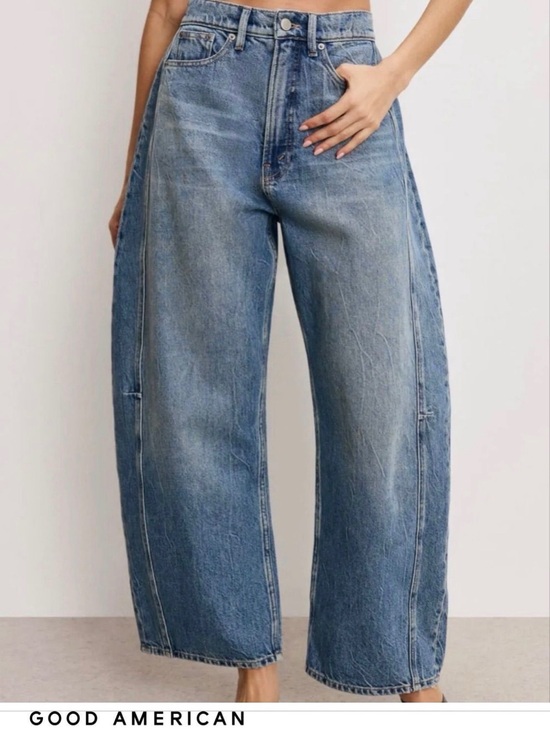 Good American Denim - Barrel leg Denim Jeans